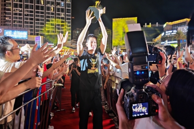 “河”你共筑 · 冠軍夢“源”│2025廣東省男子籃球聯賽總冠軍球迷嘉年華圓滿舉行！河源堅基集團隊與球迷共慶榮耀時刻！